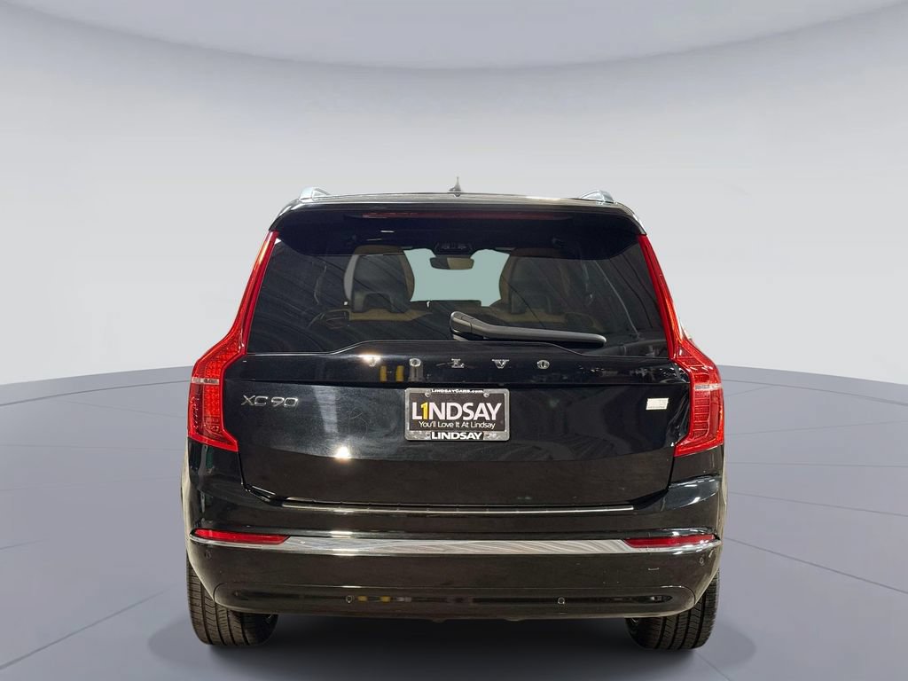 Used 2024 Volvo XC90 T8 Ultimate AWD/4WD image 11