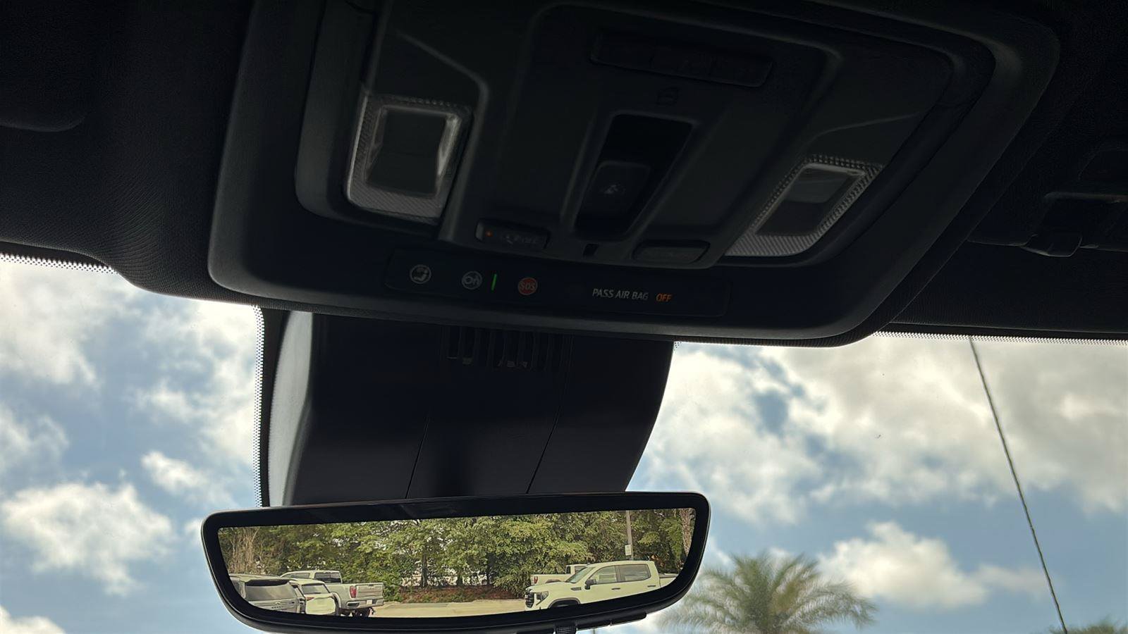 New 2026 GMC Sierra 1500 AT4 w/ AT4 Premium Package AWD/4WD image 37