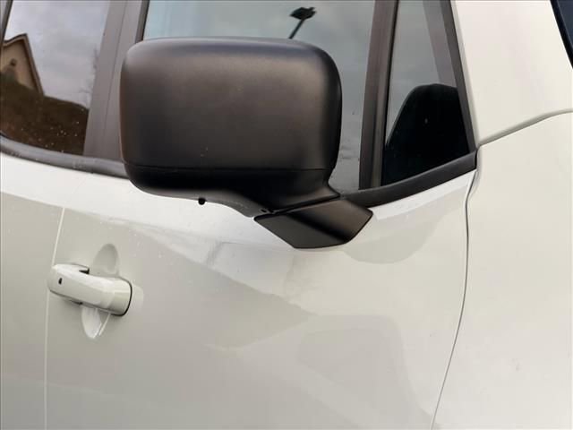 Used 2021 Jeep Renegade Latitude image 18