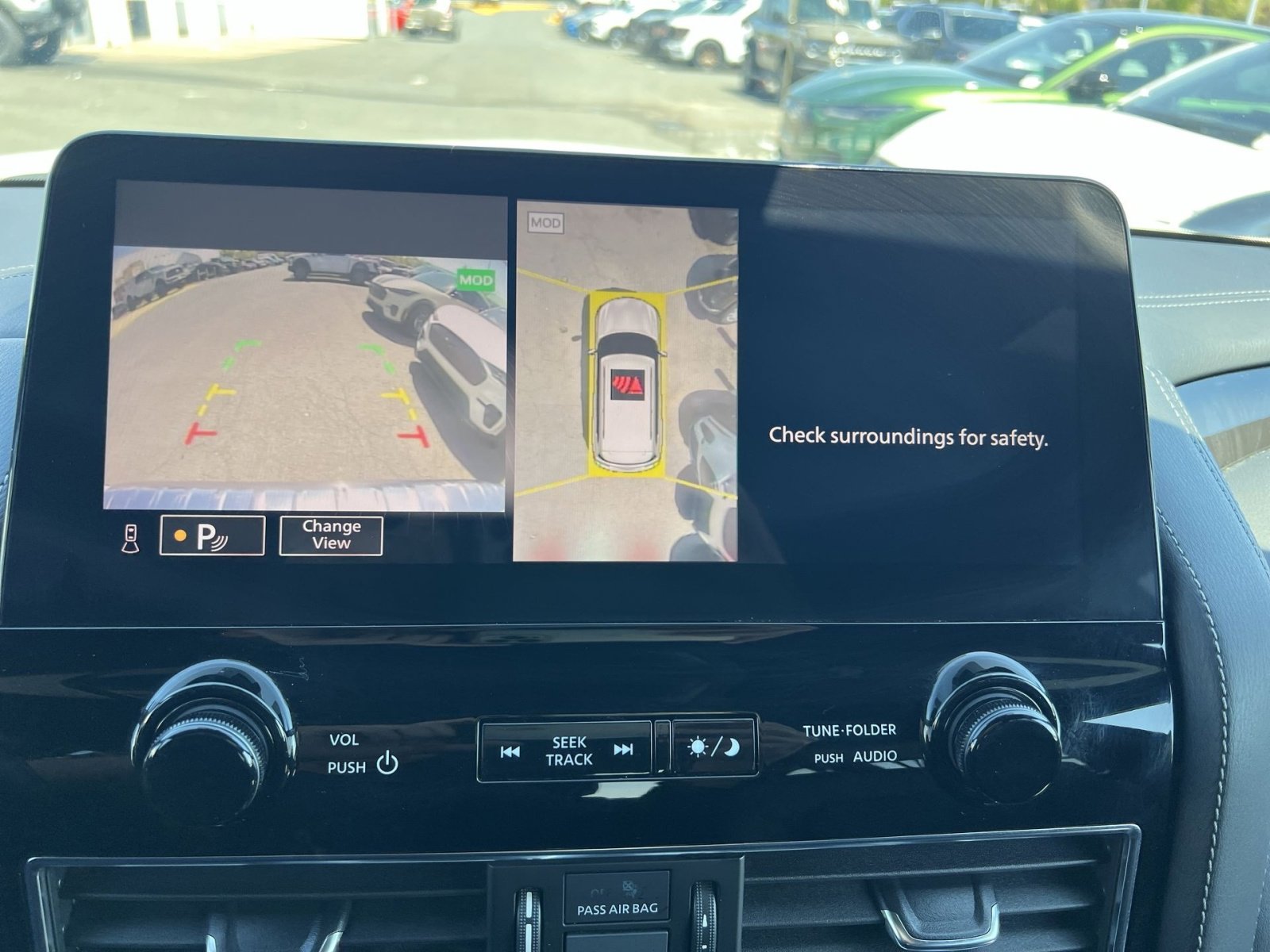 Used 2024 INFINITI QX80 Sensory w/ Cargo Package image 27