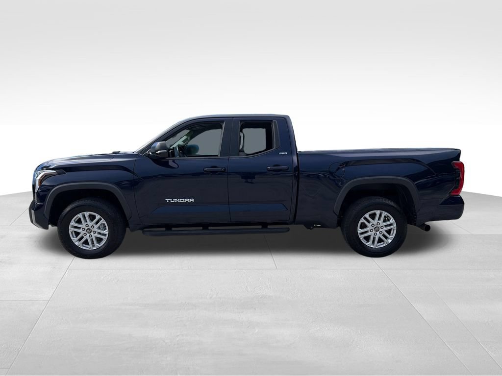 Used 2023 Toyota Tundra SR5 w/ SR5 Premium Package AWD/4WD image 4