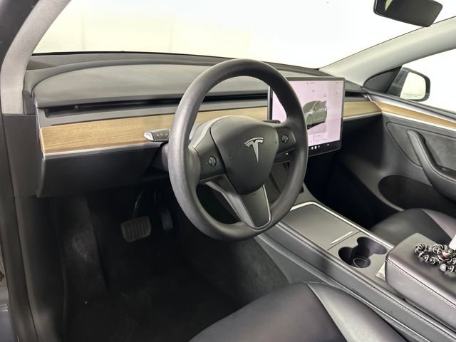 Used 2023 Tesla Model Y Long Range image 13