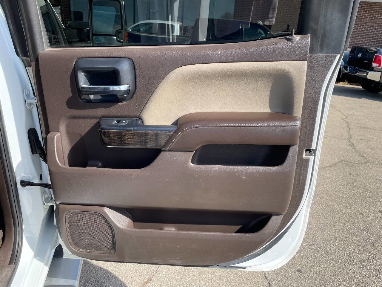 Used 2016 GMC Sierra 3500 Denali w/ Duramax Plus Package image 25