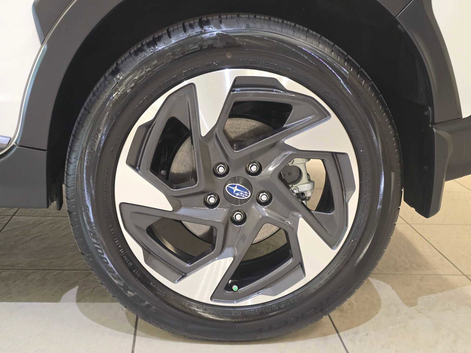 Used 2025 Subaru Crosstrek 2.5i Limited w/ Crosstrek Mirror Package AWD/4WD image 8