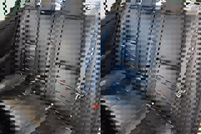 Used 2020 Nissan Sentra SR w/ Premium Package image 7