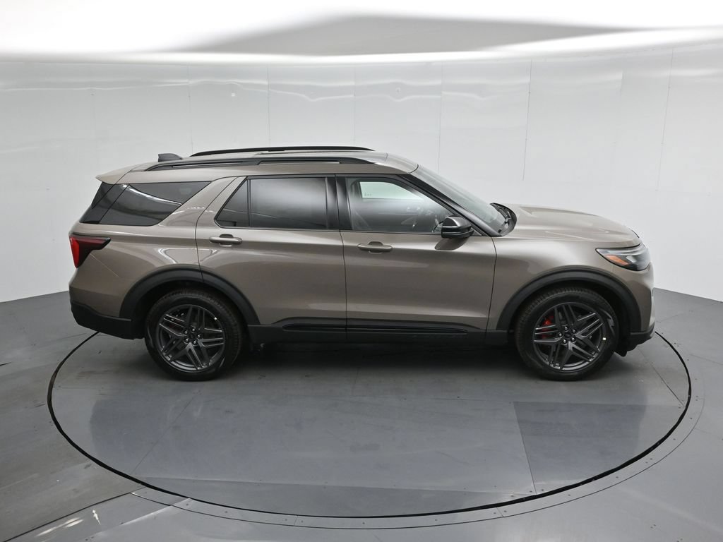 New 2026 Ford Explorer ST w/ Sun And Sound Package AWD/4WD image 40