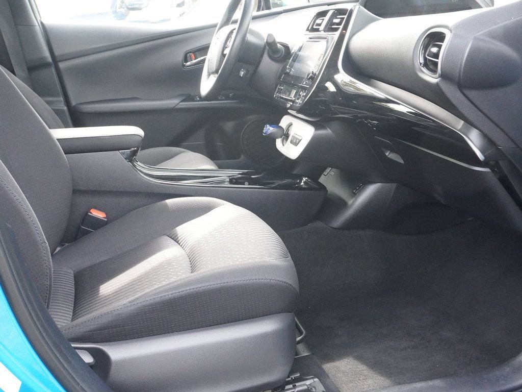 Used 2017 Toyota Prius Prime Plus image 23