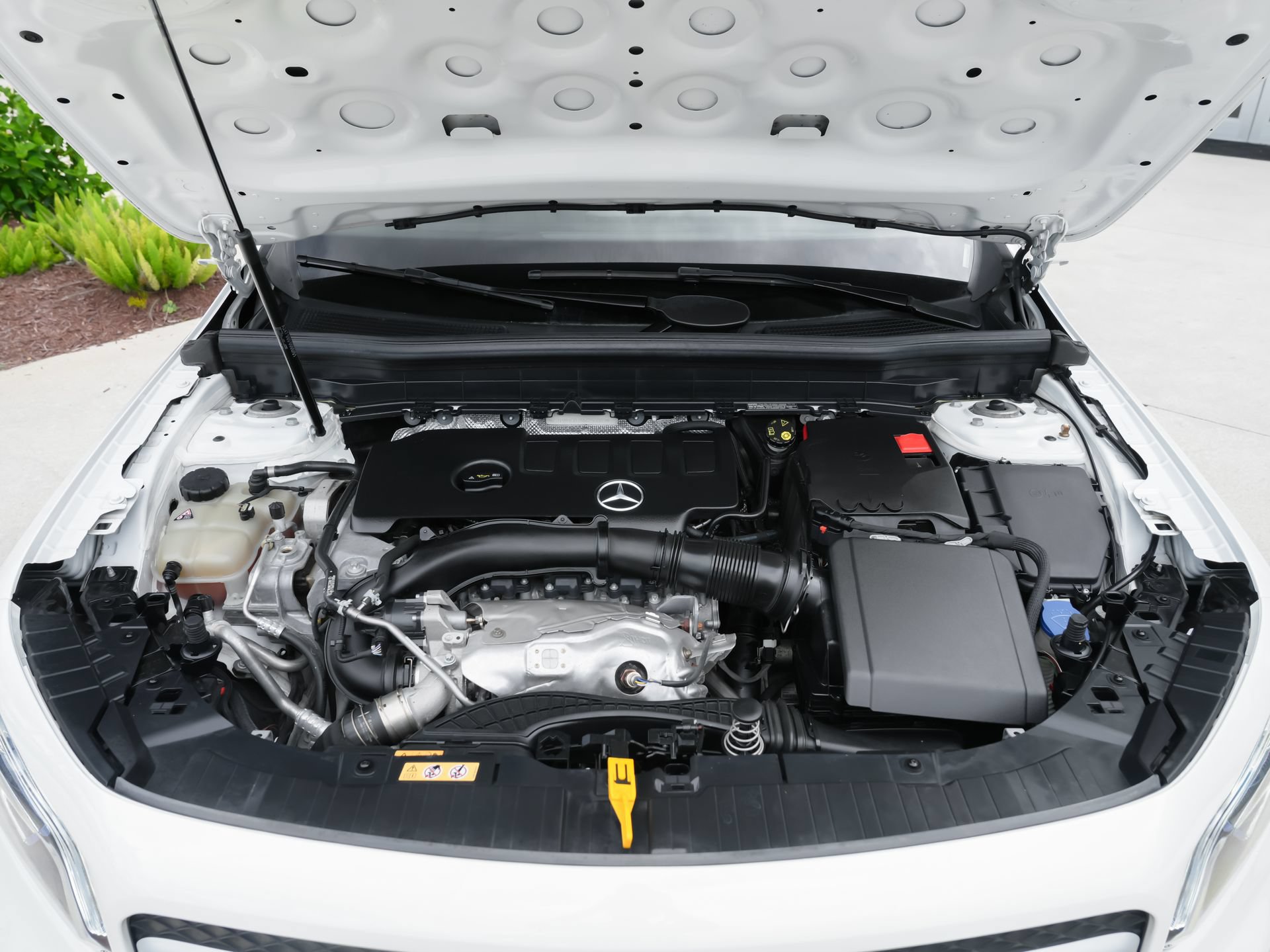 Used 2022 Mercedes-Benz GLB 250 image 44
