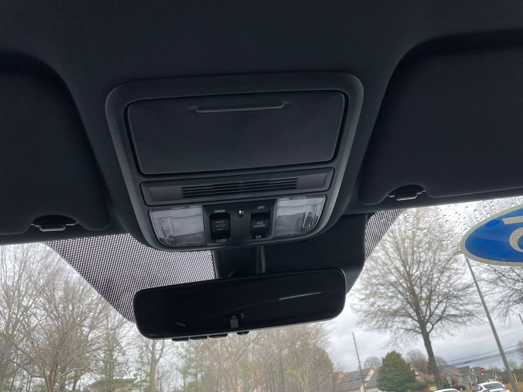 Certified 2025 Honda Passport EX-L image 16