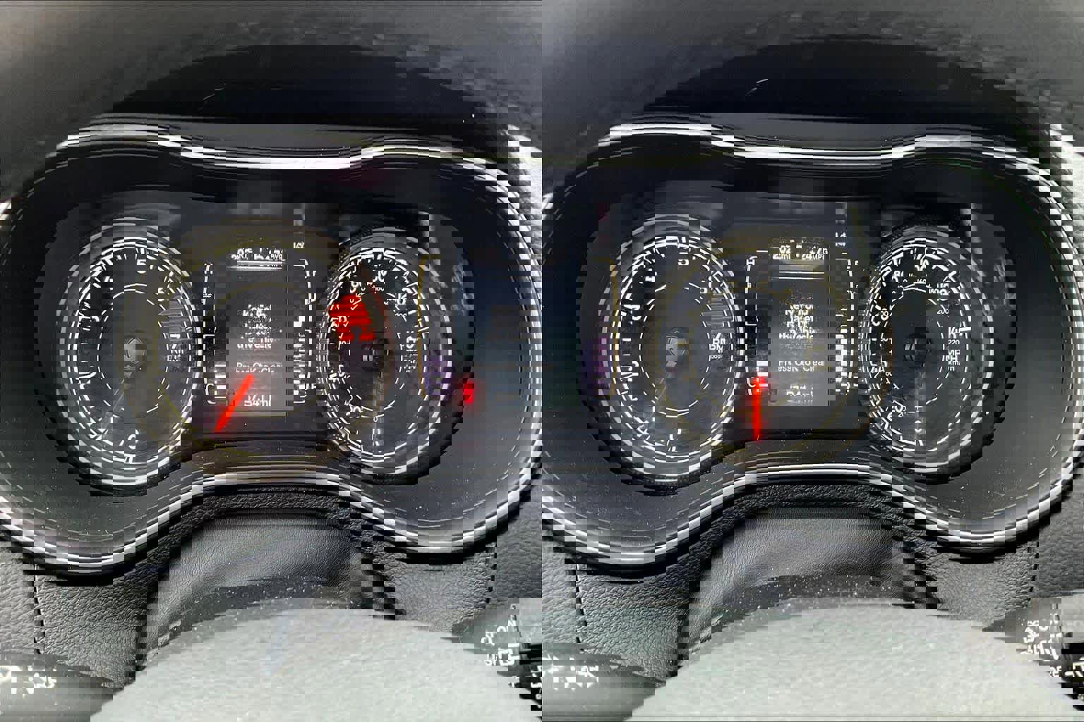 Used 2021 Jeep Cherokee Altitude image 18