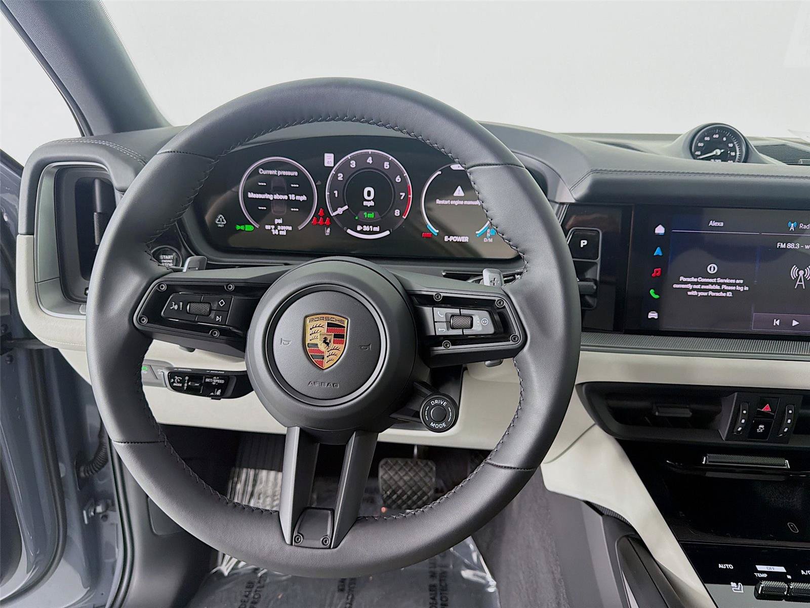 New 2026 Porsche Cayenne Coupe AWD/4WD image 10