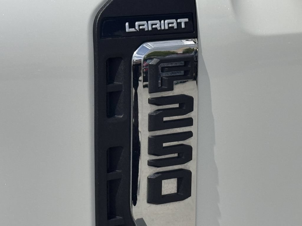 Used 2024 Ford F250 Lariat w/ Lariat Ultimate Package AWD/4WD image 10