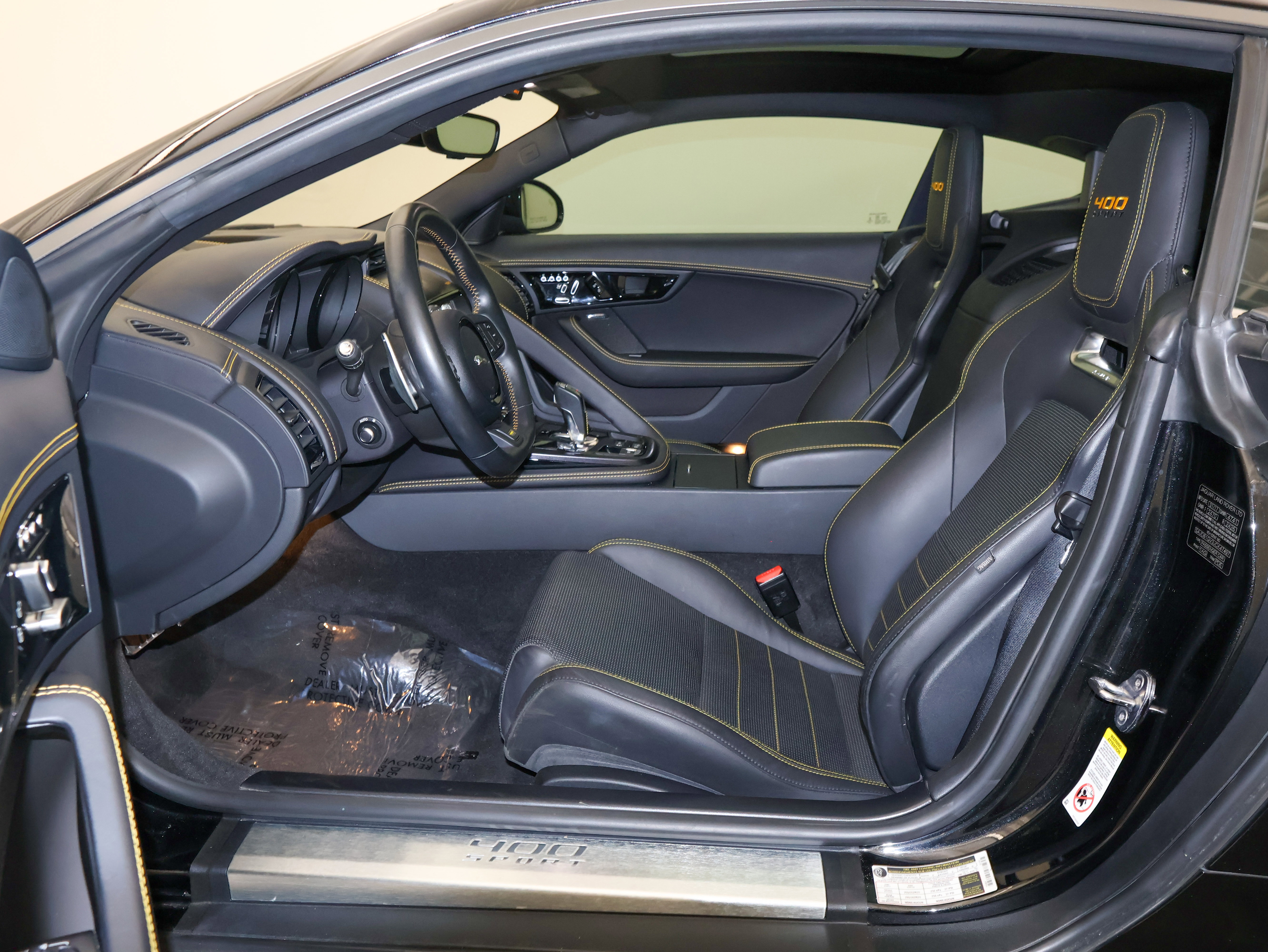 Used 2018 Jaguar F-TYPE 400 Sport image 13