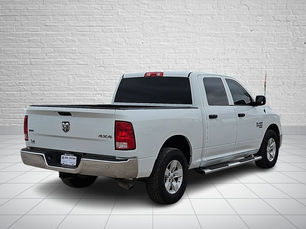 Used 2022 RAM 1500 Classic SLT w/ Electronics Group AWD/4WD image 4
