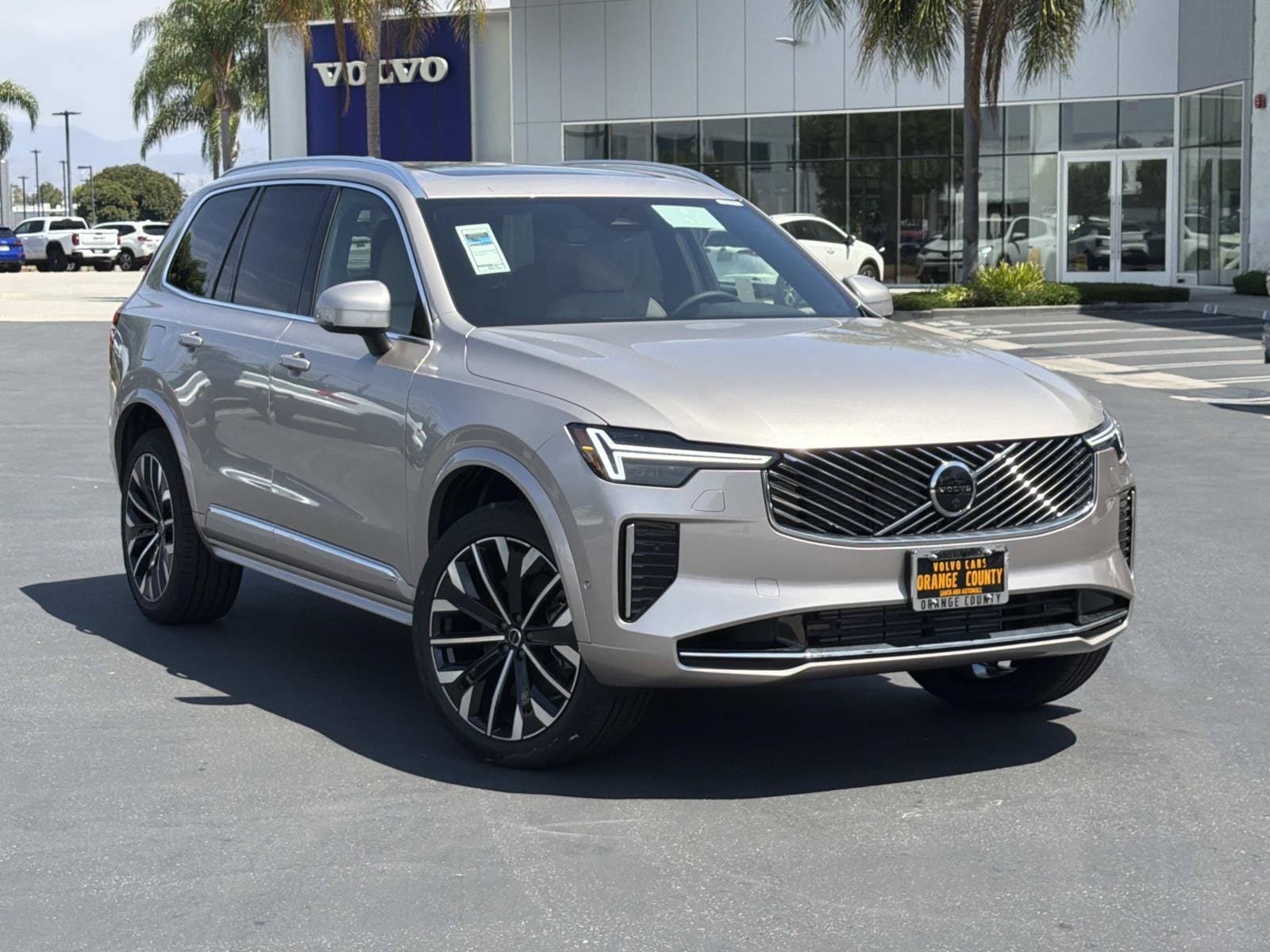 New 2026 Volvo XC90 T8 Plus AWD/4WD image 1