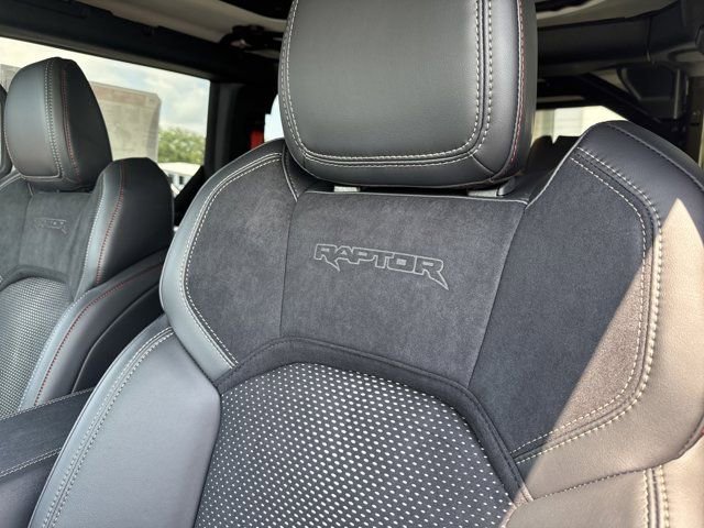 New 2025 Ford Bronco Raptor image 28