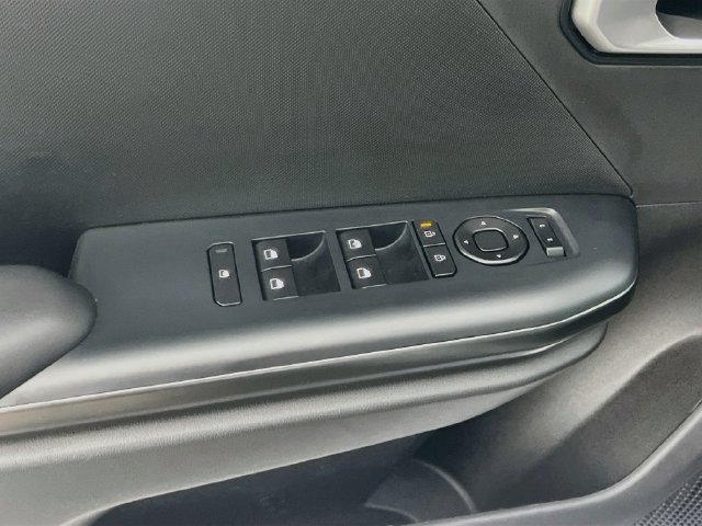 Used 2026 Kia K4 FWD image 12