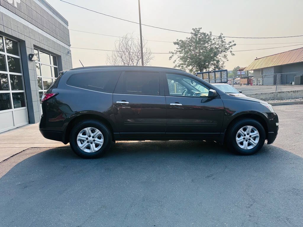 Used 2016 Chevrolet Traverse LS AWD/4WD image 8