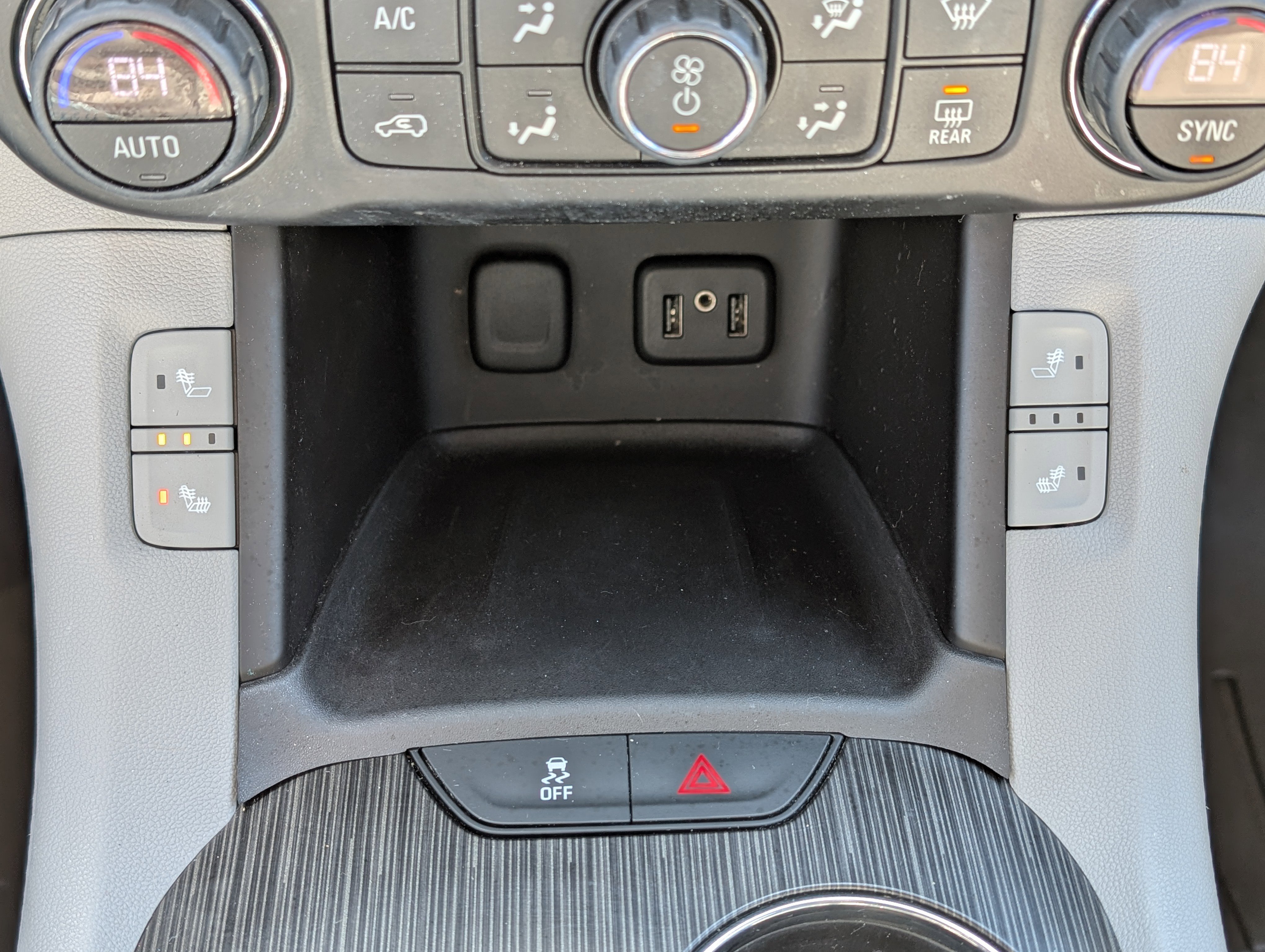 Used 2018 GMC Acadia SLT w/ LPO, Black Accent Package image 27