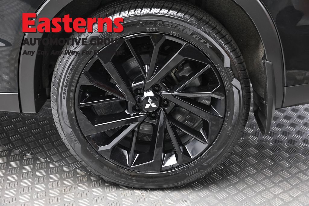 Used 2024 Mitsubishi Outlander SE AWD/4WD image 8