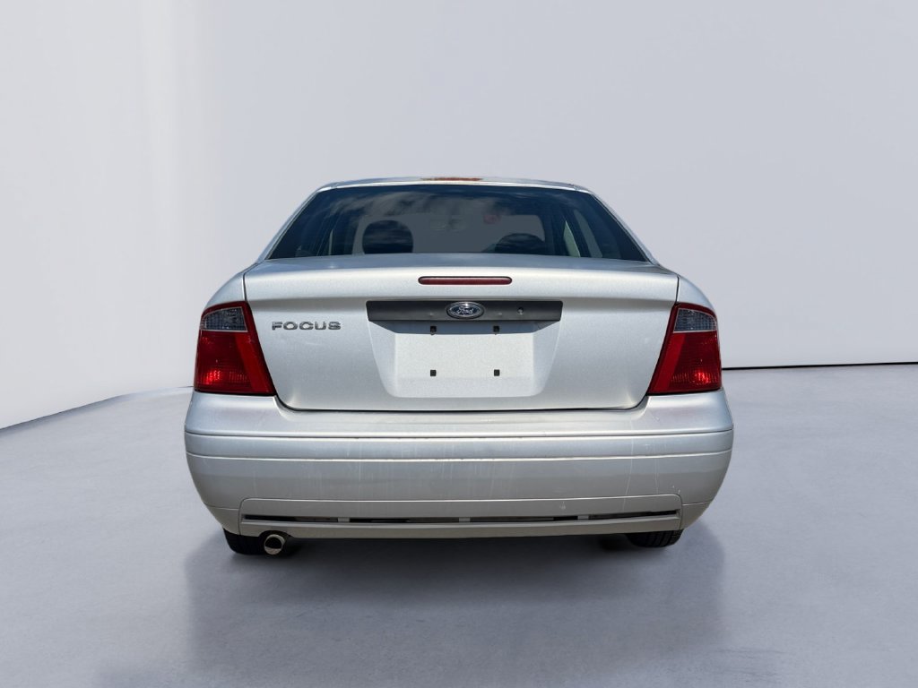 Used 2007 Ford Focus S FWD image 4
