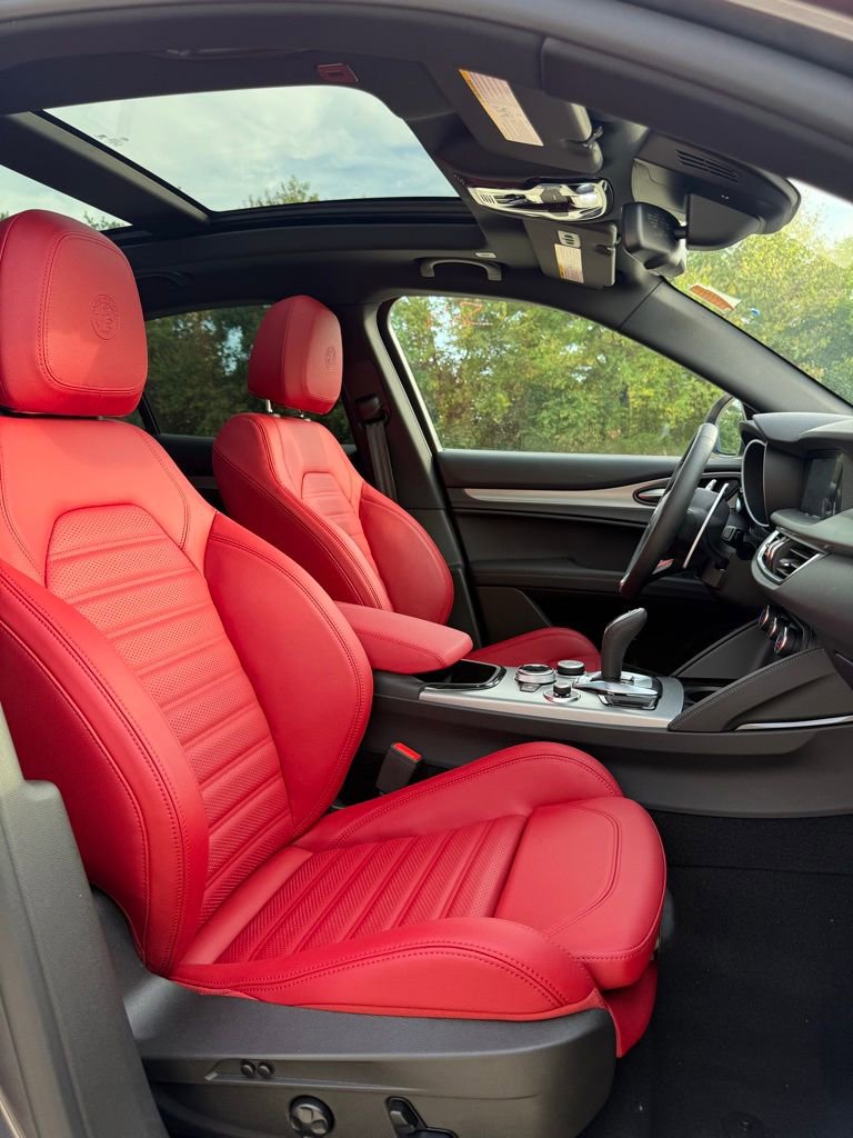 New 2025 Alfa Romeo Stelvio Sprint w/ Veloce Package image 10