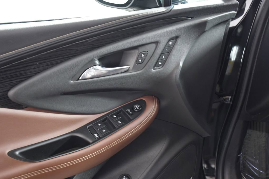 Used 2017 Buick Envision Premium w/ Driver Confidence Package image 15
