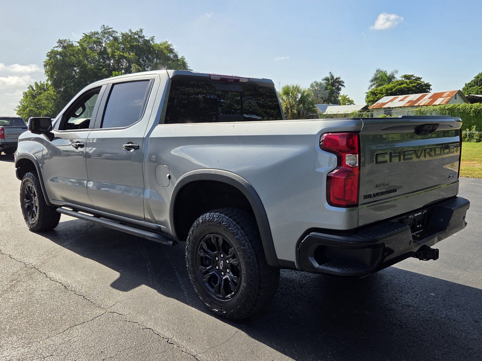 Certified 2023 Chevrolet Silverado 1500 ZR2 w/ Technology Package AWD/4WD image 3