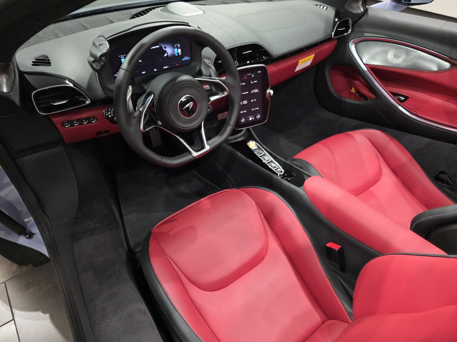 New 2026 McLaren Artura Spider RWD image 7