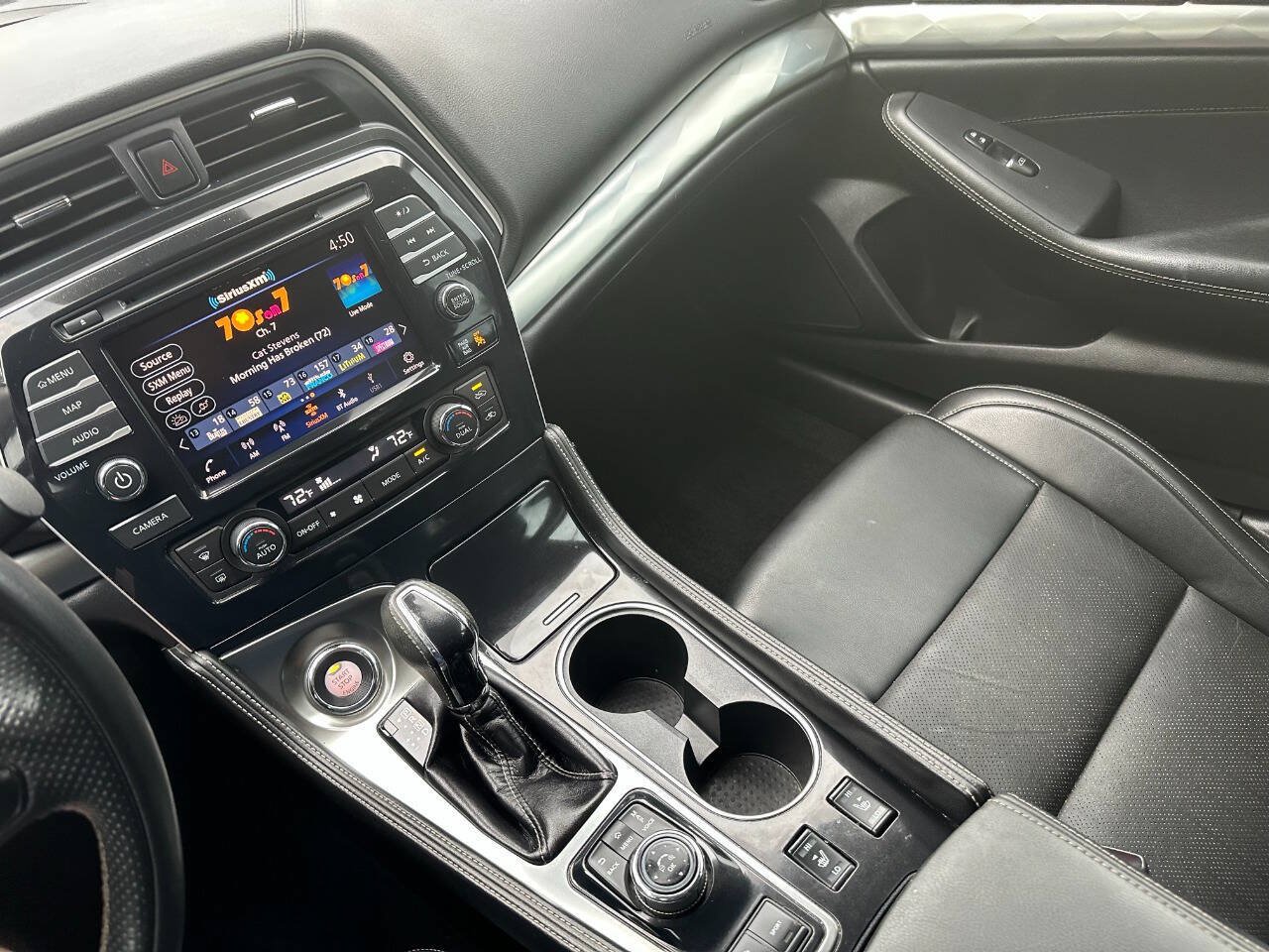 Used 2021 Nissan Maxima 3.5 SV w/ Floor Mat Group FWD image 21