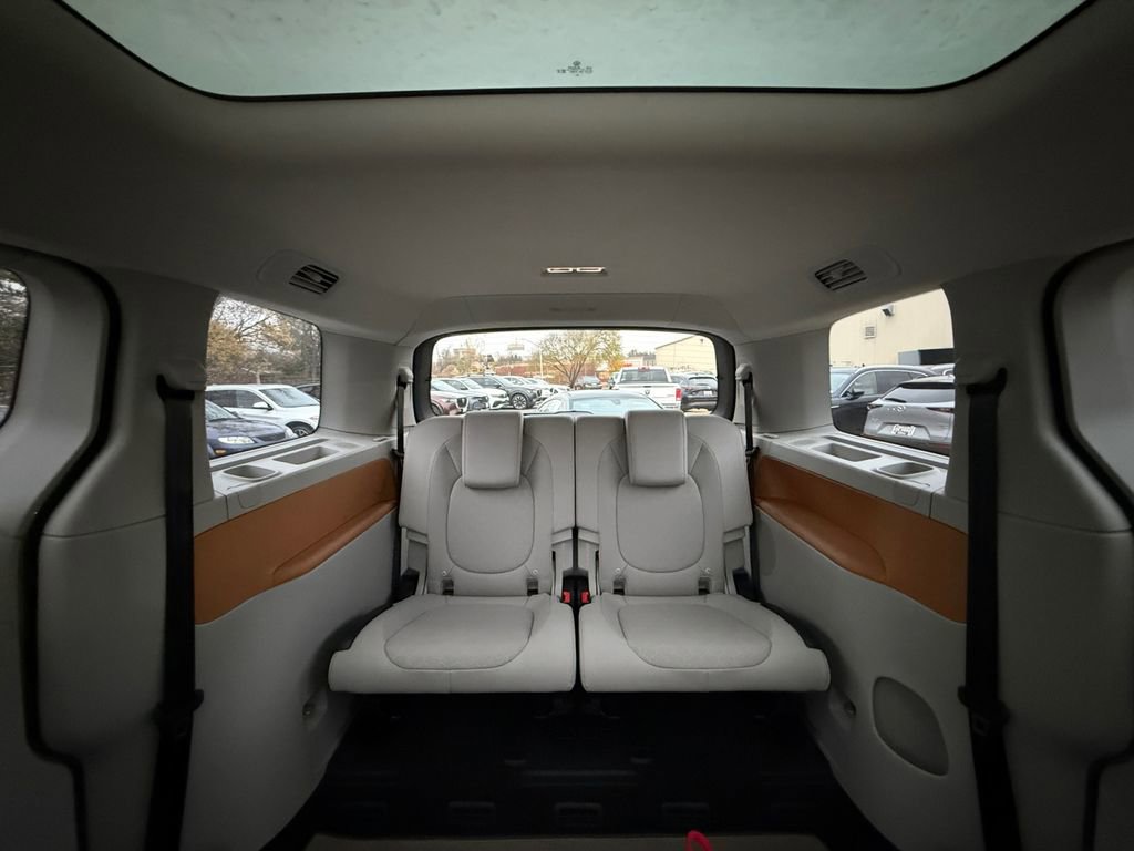 New 2025 Volkswagen ID. Buzz 1st Edition image 26