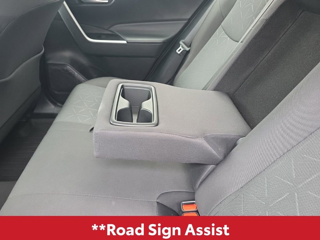 Used 2024 Toyota RAV4 XLE image 17