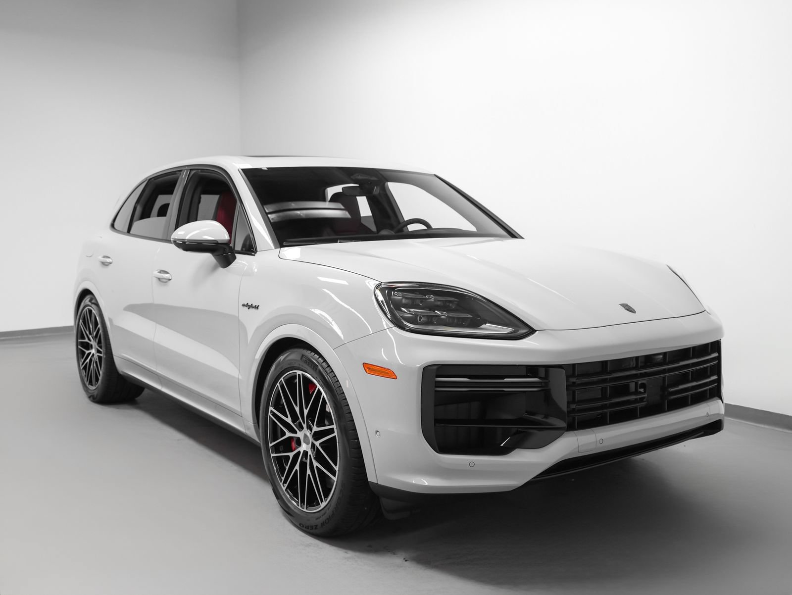 New 2026 Porsche Cayenne Turbo AWD/4WD image 10