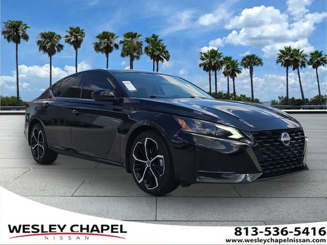 Certified 2024 Nissan Altima 2.5 SR w/ SR Premium Package image 1