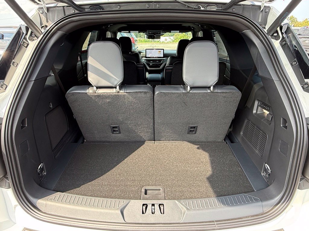 New 2027 Ford Explorer Tremor w/ Sun And Sound Package AWD/4WD image 27