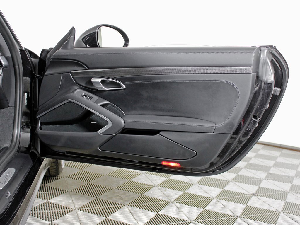 Certified 2016 Porsche 911 Turbo image 34