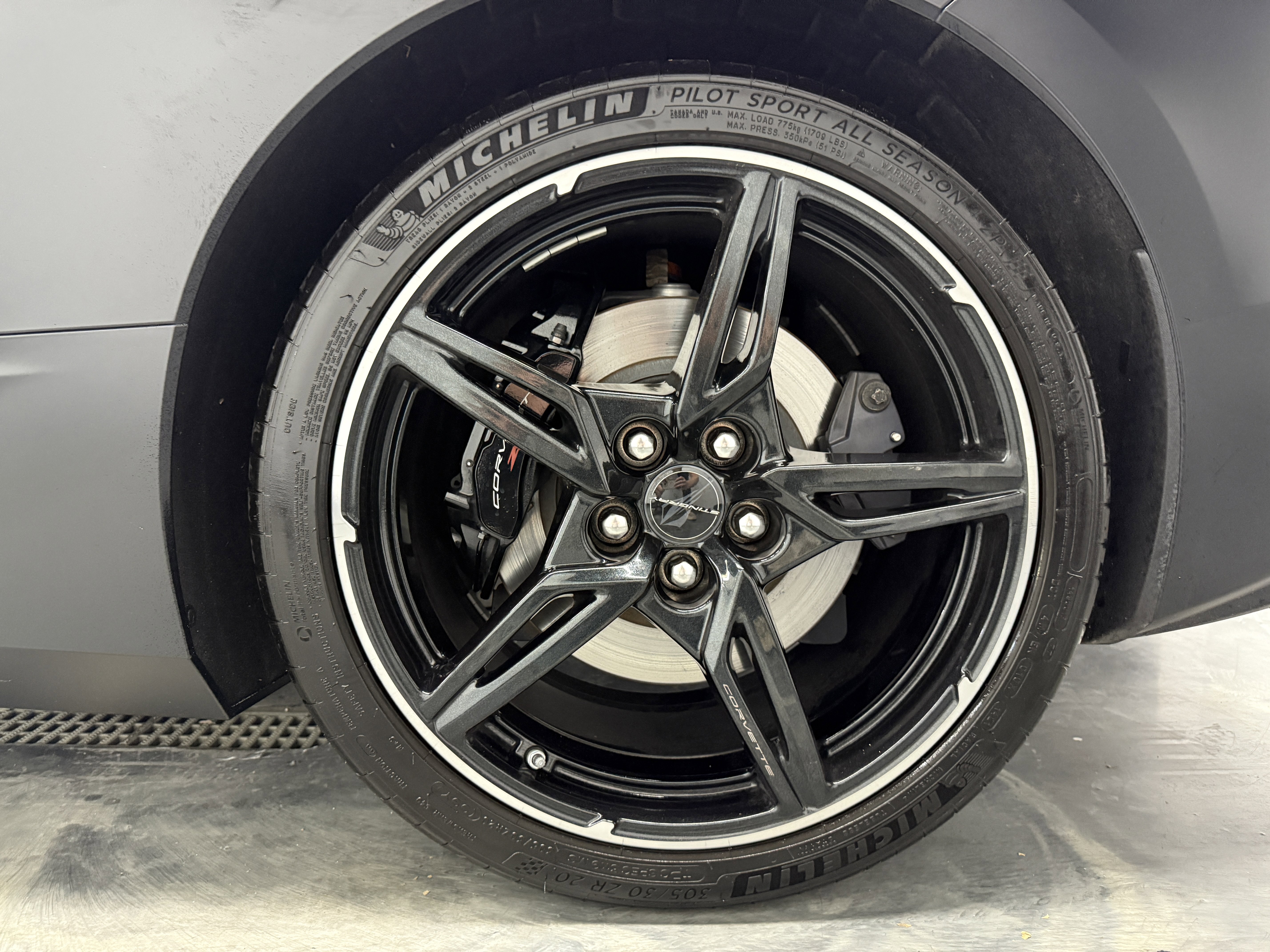 Used 2021 Chevrolet Corvette Stingray Premium Cpe w/ 3LT image 30