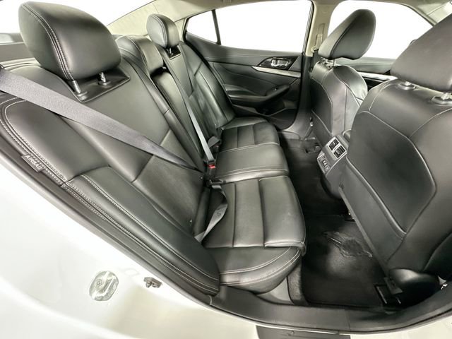 Used 2023 Nissan Maxima SL image 29