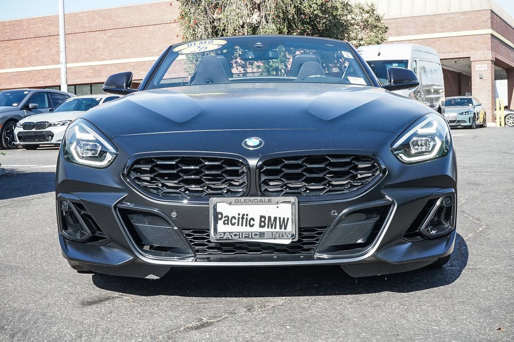 Used 2026 BMW Z4 M40i RWD image 13