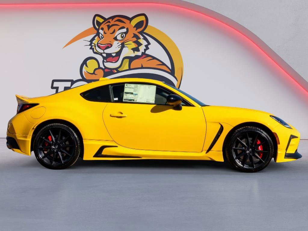 New 2026 Toyota GR86 YUZU Limited image 4
