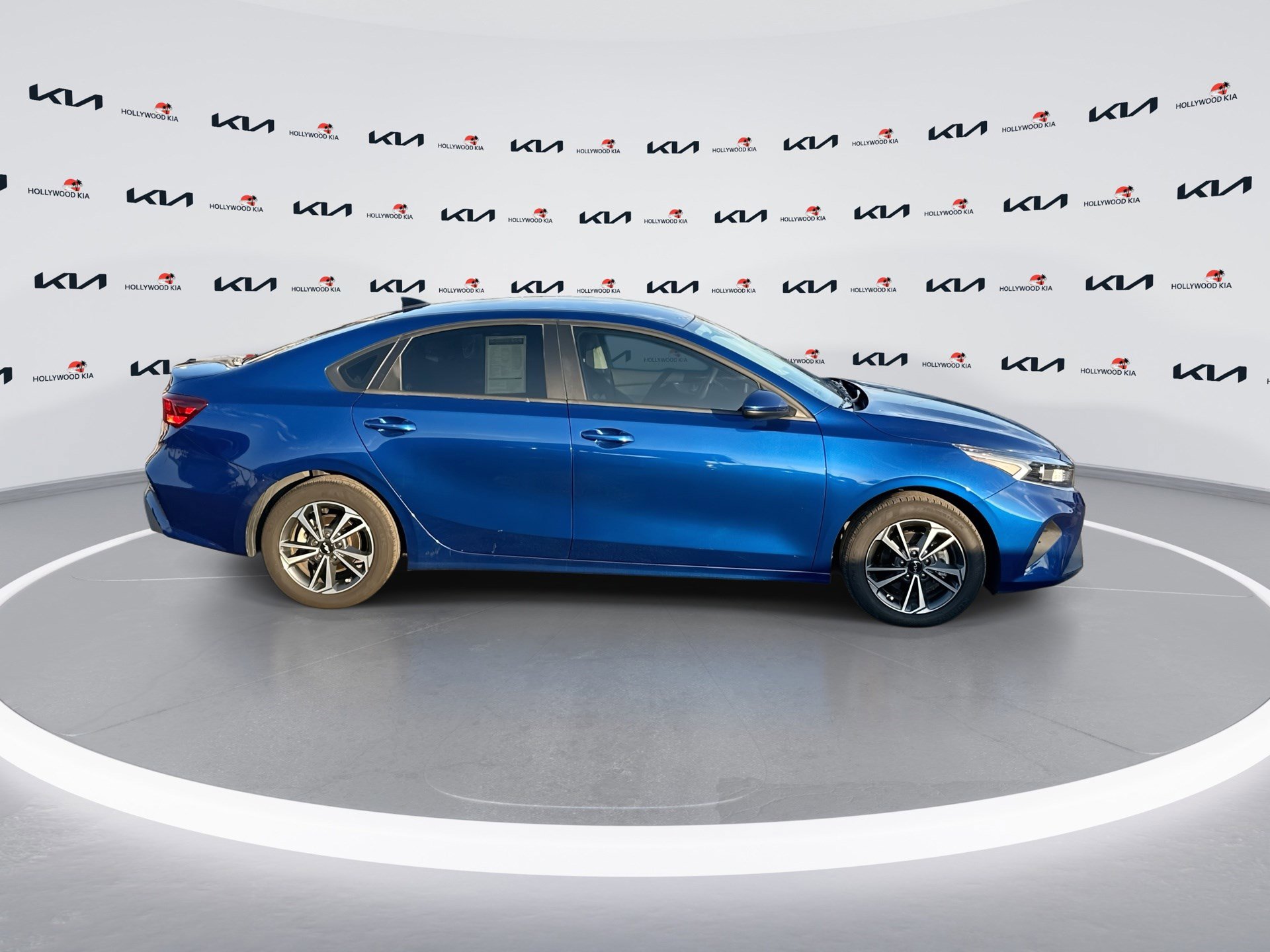 Certified 2024 Kia Forte LXS image 3