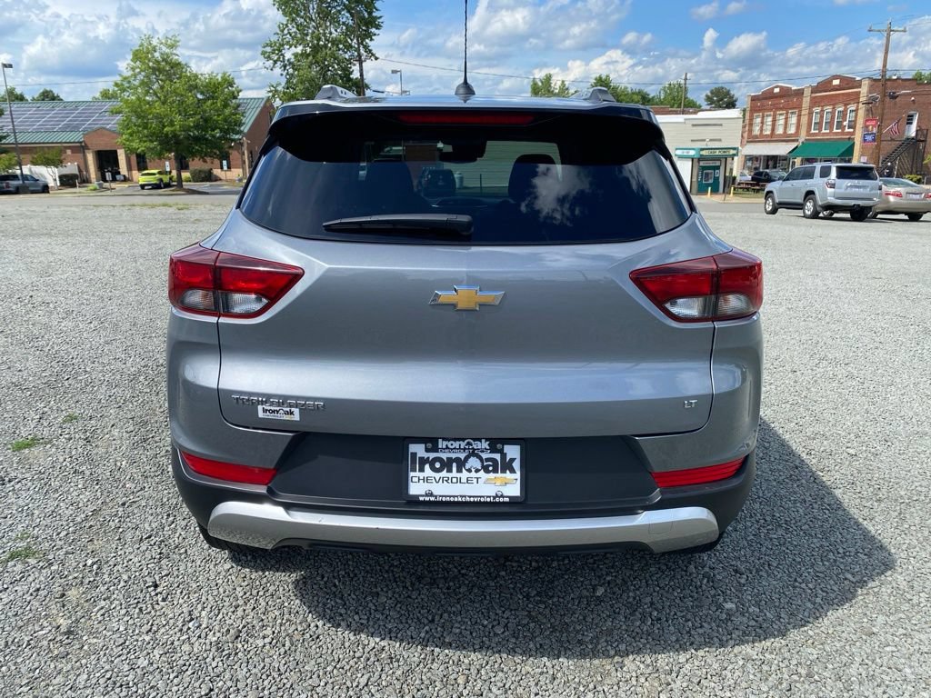 Used 2023 Chevrolet TrailBlazer LT FWD image 4
