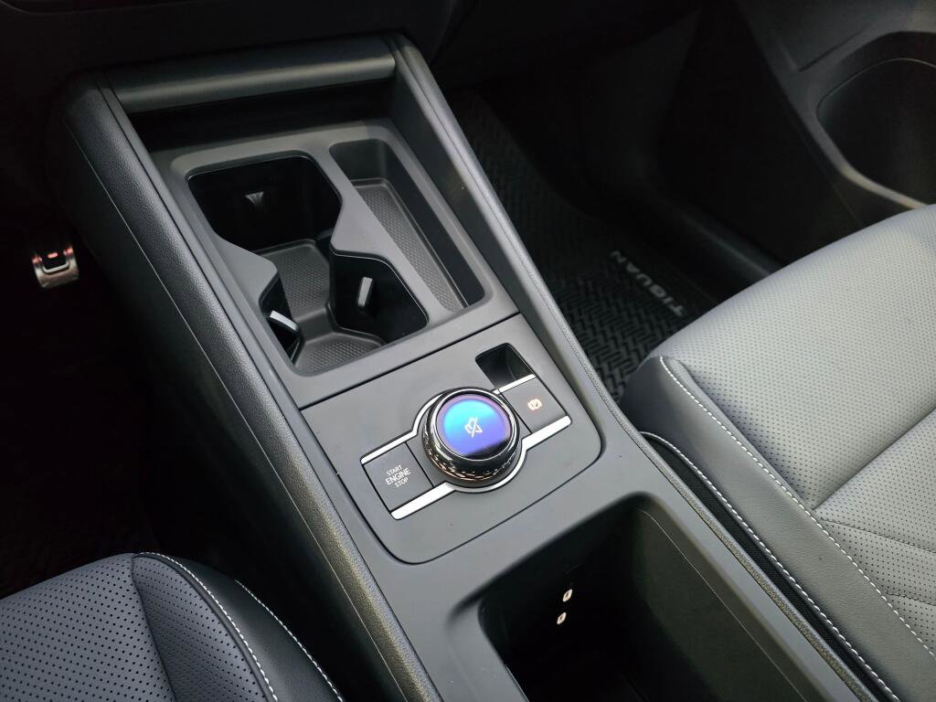 New 2026 Volkswagen Tiguan SE R-Line image 29