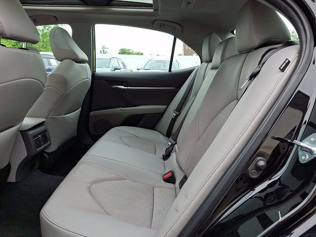 Certified 2022 Toyota Camry XSE FWD image 10