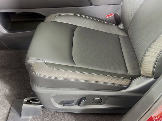 New 2026 Nissan Pathfinder SL image 18