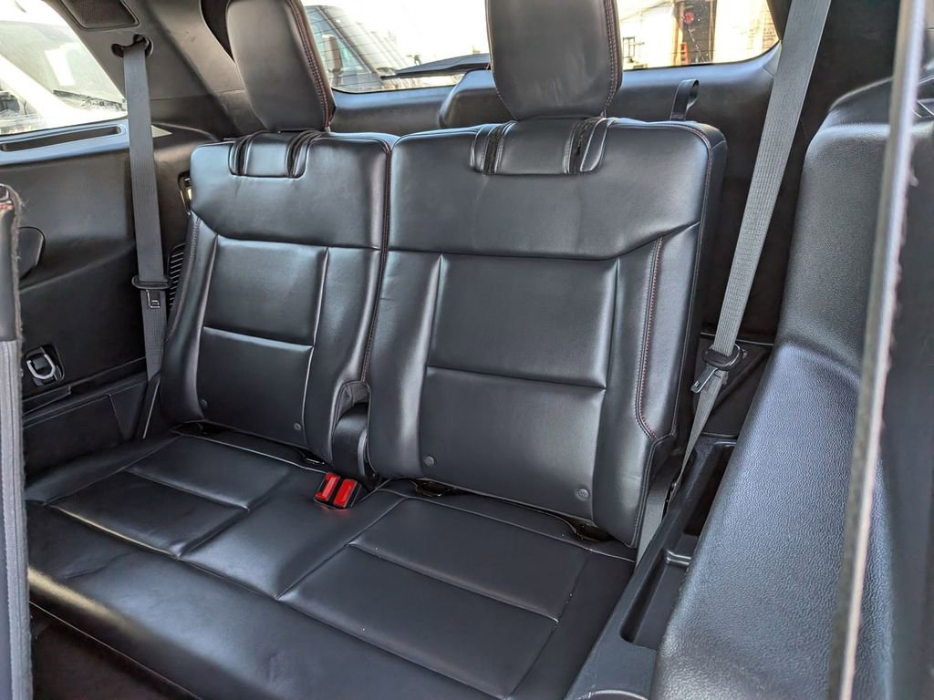 Used 2025 Ford Explorer ST-Line w/ ST-Line Street Pack image 28