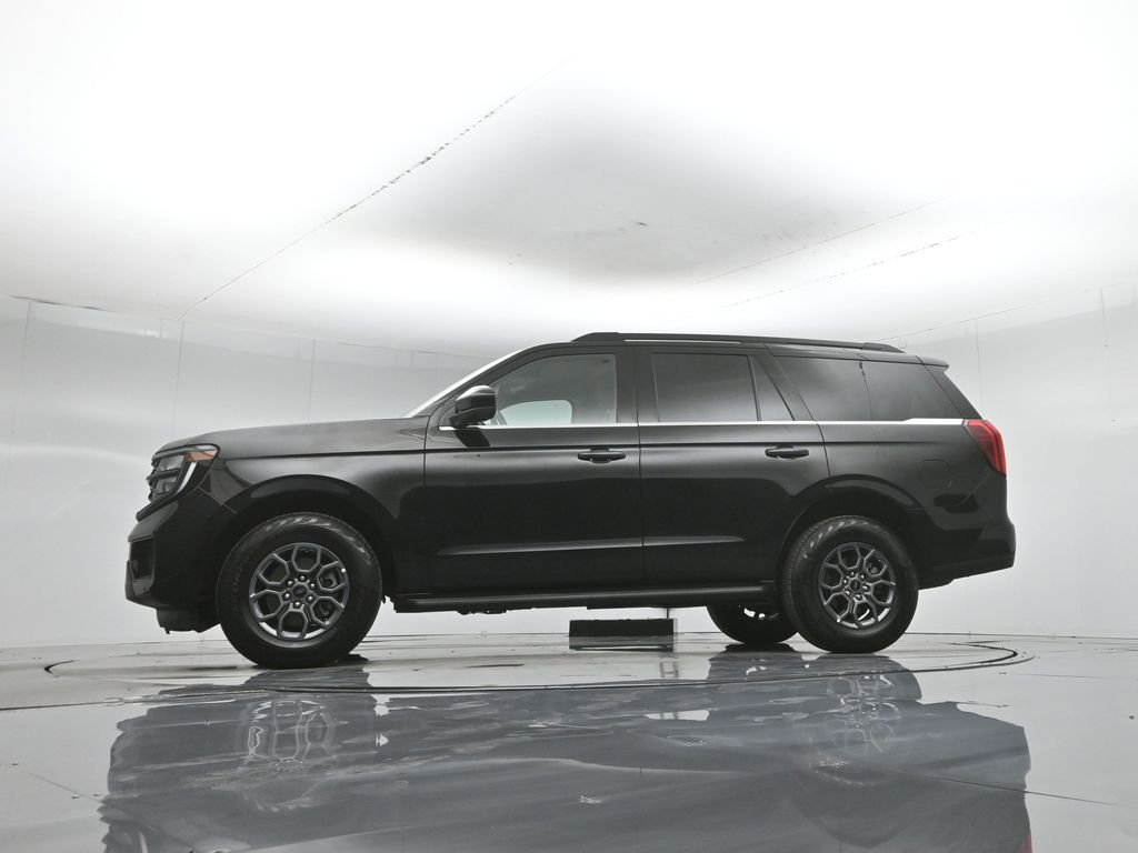 Certified 2025 Ford Expedition Active AWD/4WD image 56