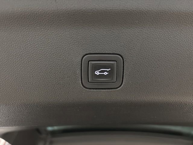 Used 2023 Chevrolet Suburban RST w/ Luxury Package image 10