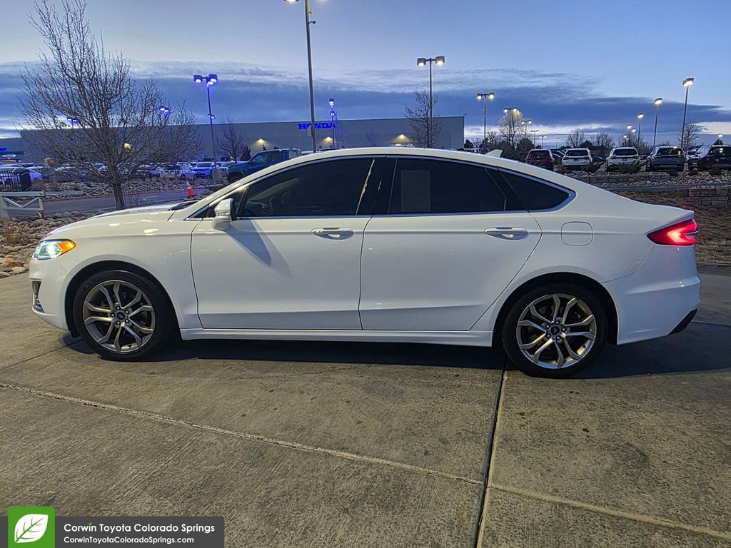 Used 2019 Ford Fusion SEL image 4
