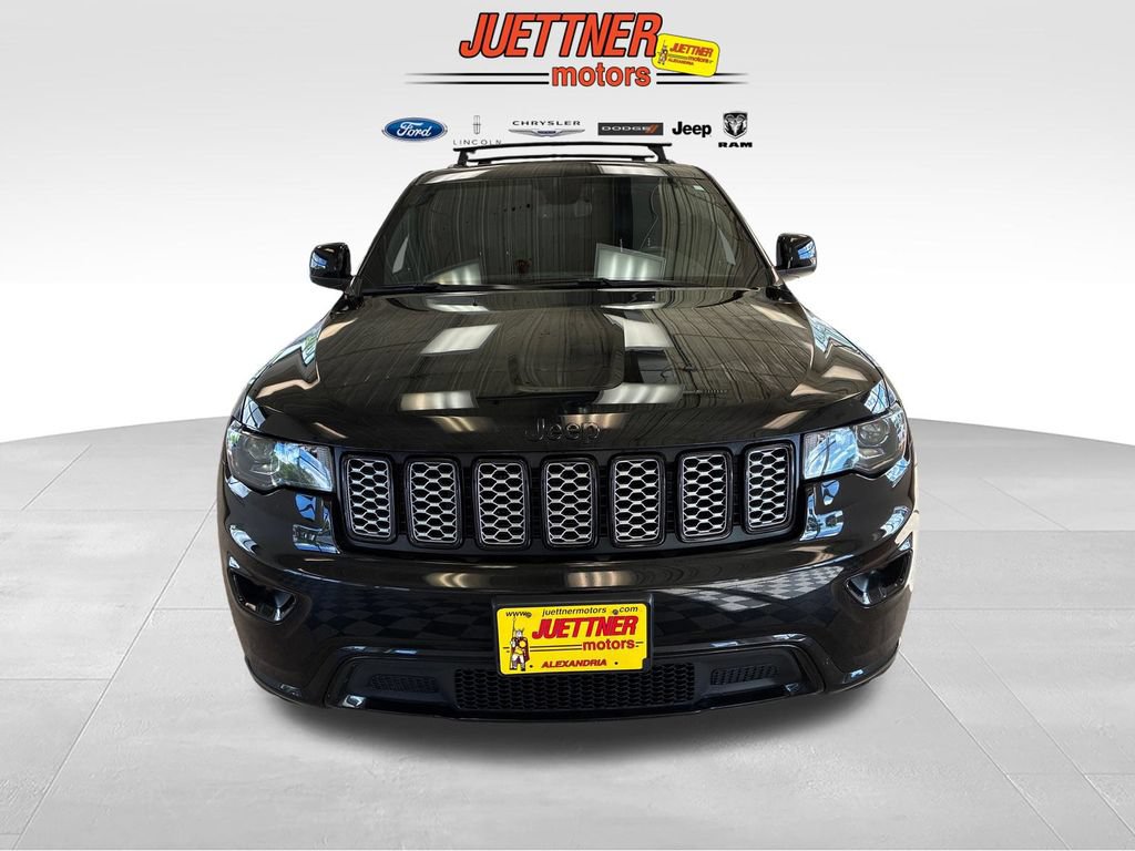 Used 2020 Jeep Grand Cherokee Altitude AWD/4WD image 9